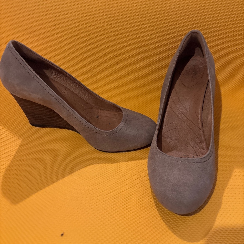 Clark wedge heel - genuine Leather- excellent condition